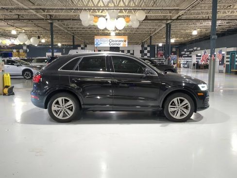 Used 2018 Audi Q3 2.0T Premium Plus w/ Premium Plus Package AWD/4WD image 7