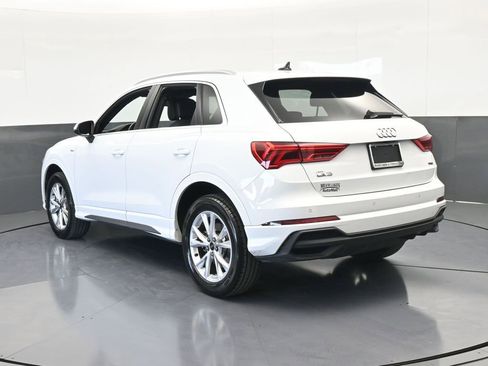 Used 2025 Audi Q3 2.0T Premium image 4