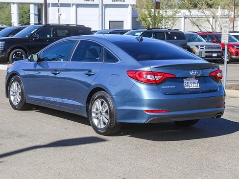 Used 2016 Hyundai Sonata SE image 2