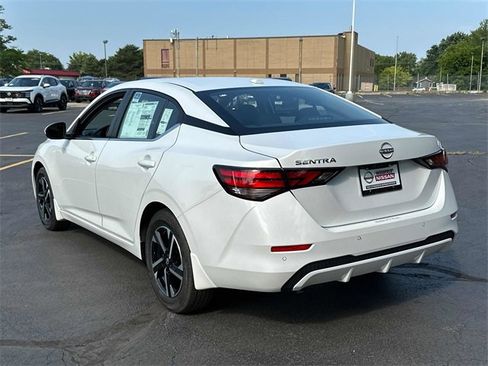 New 2025 Nissan Sentra SV w/ All-Weather Package image 6