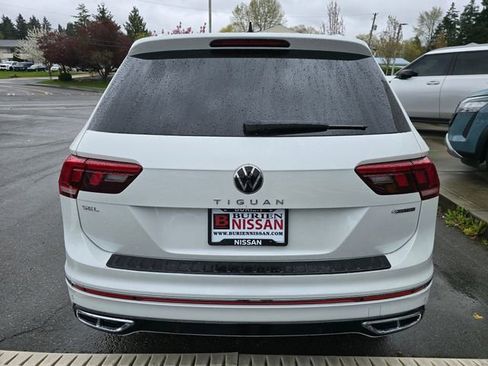 Used 2024 Volkswagen Tiguan SEL R-Line AWD/4WD image 8
