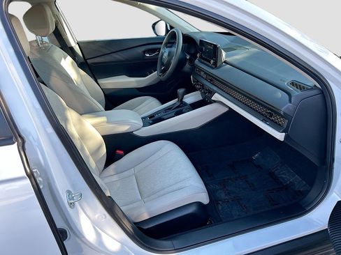 Certified 2024 Honda Accord LX image 25