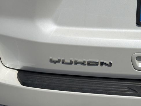 Used 2022 GMC Yukon Denali RWD image 26