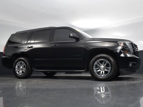 Used 2018 Chevrolet Tahoe Premier AWD/4WD image 46