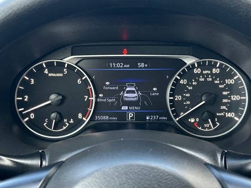 Used 2024 Nissan Altima 2.5 SV image 27