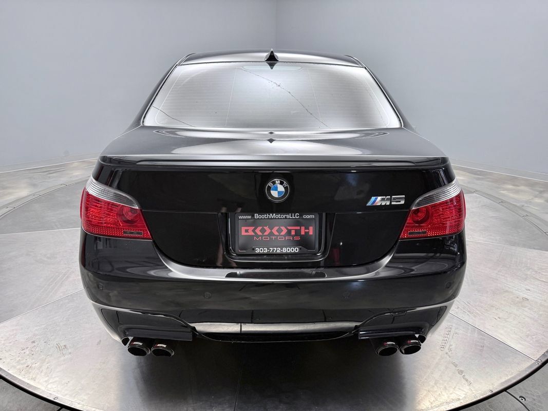 Used 2006 BMW M5 RWD image 6