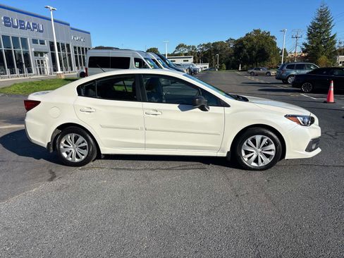 Used 2023 Subaru Impreza 2.0i image 2
