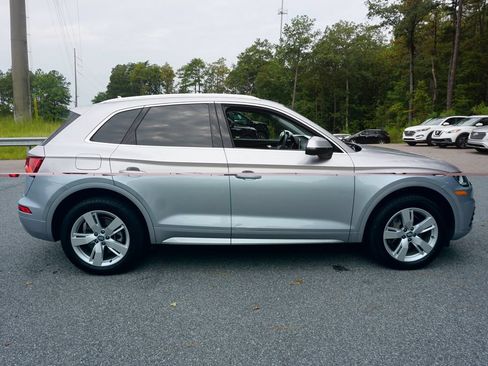 Used 2018 Audi Q5 2.0T Premium Plus w/ Premium Plus Package AWD/4WD image 19