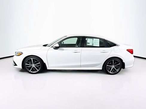 Used 2022 Honda Civic Touring image 8