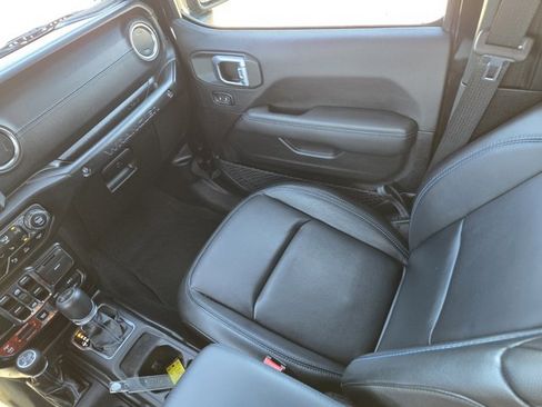 Used 2022 Jeep Wrangler Unlimited Rubicon 4xe w/ Cold Weather Group image 20