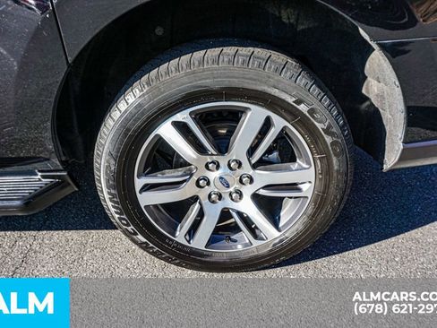 Used 2024 Ford Expedition Max Limited image 16