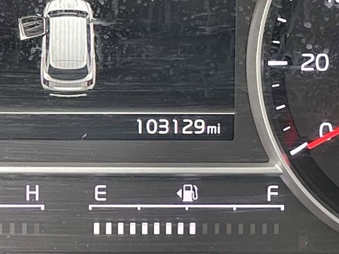 Used 2022 Kia Sorento S w/ Panoramic Sunroof Package image 19