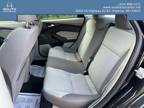 Used 2014 Ford Focus SE image 10