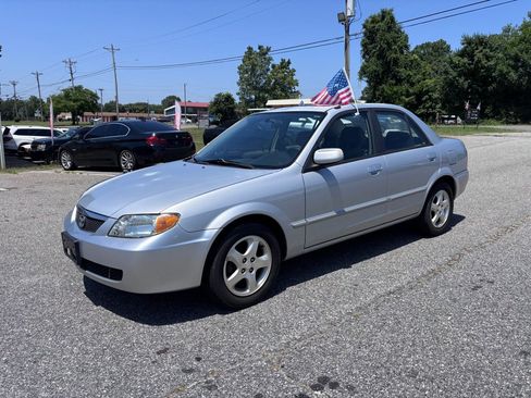 Used 2002 MAZDA Protege FWD image 1