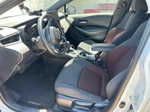 Used 2024 Toyota Corolla SE FWD image 5