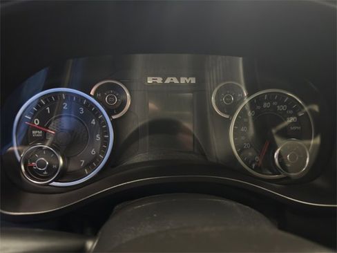 Used 2020 RAM 1500 Big Horn image 11