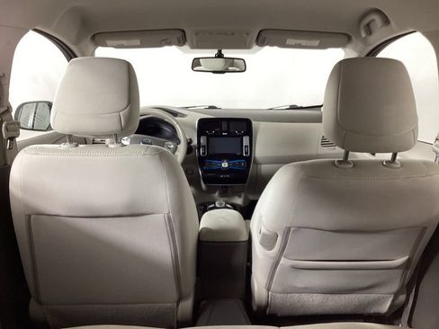 Used 2015 Nissan Leaf SV FWD image 24