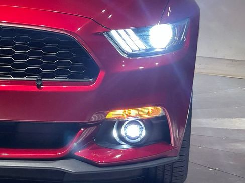 Used 2015 Ford Mustang Convertible w/ Equipment Group 051A RWD image 17
