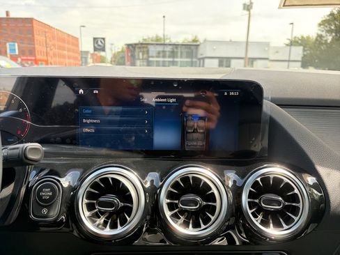 New 2026 Mercedes-Benz GLA 250 4MATIC image 25