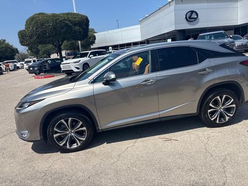 Used 2022 Lexus RX 350 FWD w/ Premium Package image 2