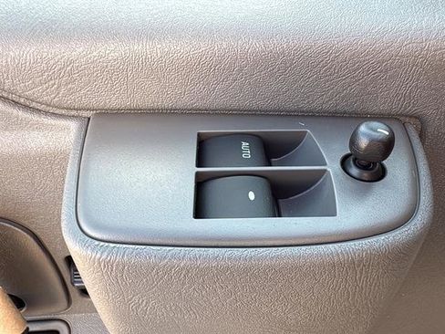 New 2025 Chevrolet Express 3500 w/ Power Convenience Package image 14