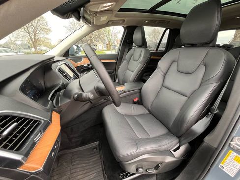 Used 2023 Volvo XC90 T8 Core image 24