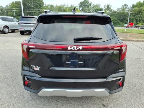 Used 2024 Kia Seltos S FWD image 15