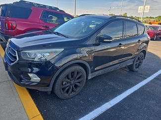 Used 2017 Ford Escape Titanium AWD/4WD video 2