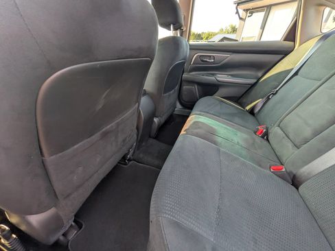 Used 2015 Nissan Altima 2.5 S w/ Special Edition Package FWD image 31