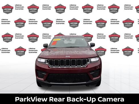 Used 2025 Jeep Grand Cherokee Laredo X image 10