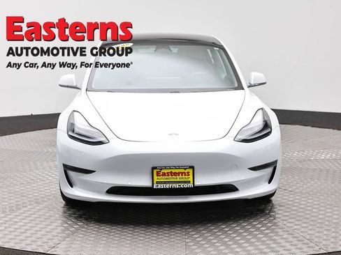 Used 2018 Tesla Model 3 Long Range AWD/4WD image 2