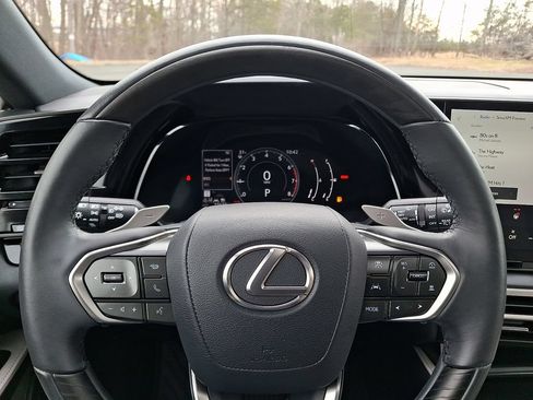 Used 2023 Lexus RX 350 Premium w/ Accessory Package AWD/4WD image 19