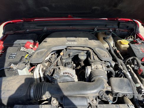 Used 2019 Jeep Wrangler Unlimited Rubicon image 36