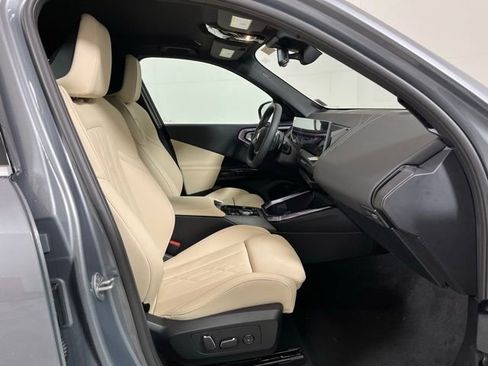 Used 2026 BMW X3 xDrive30i w/ Convenience Package AWD/4WD image 22