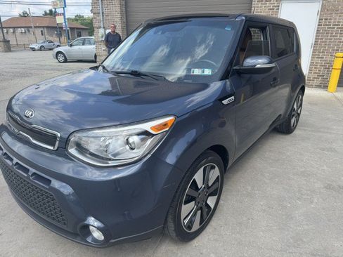 Used 2016 Kia Soul ! w/ Premium Package FWD image 7