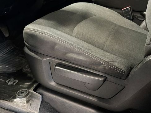 Used 2022 RAM 2500 Tradesman image 19