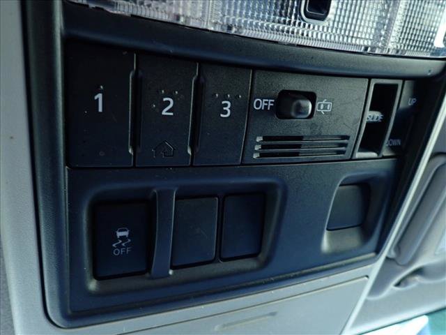 Used 2013 Toyota 4Runner SR5 w/ Convenience Pkg RWD image 25