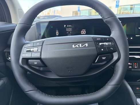 New 2026 Kia Sportage EX image 36