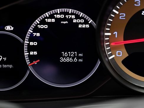 Used 2022 Porsche Panamera Turbo S image 17