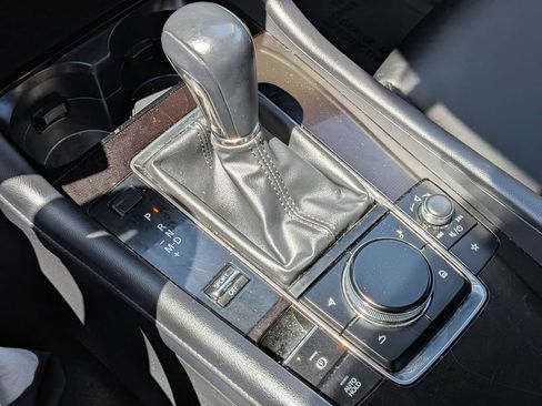 Used 2025 MAZDA MAZDA3 s FWD image 23