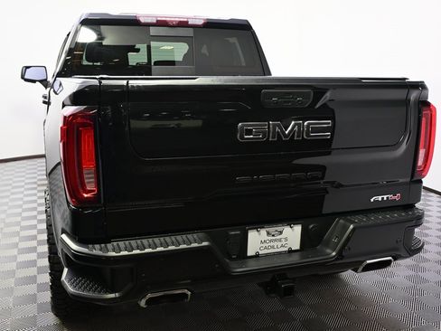 Used 2021 GMC Sierra 1500 AT4 w/ AT4 Value Package image 4