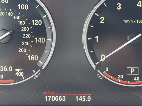 Used 2011 BMW 535i xDrive image 13