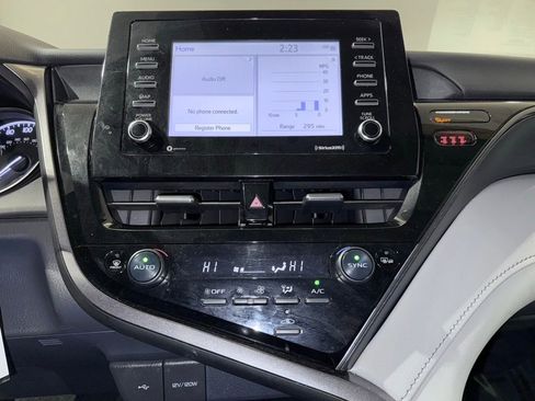 Certified 2024 Toyota Camry SE image 24