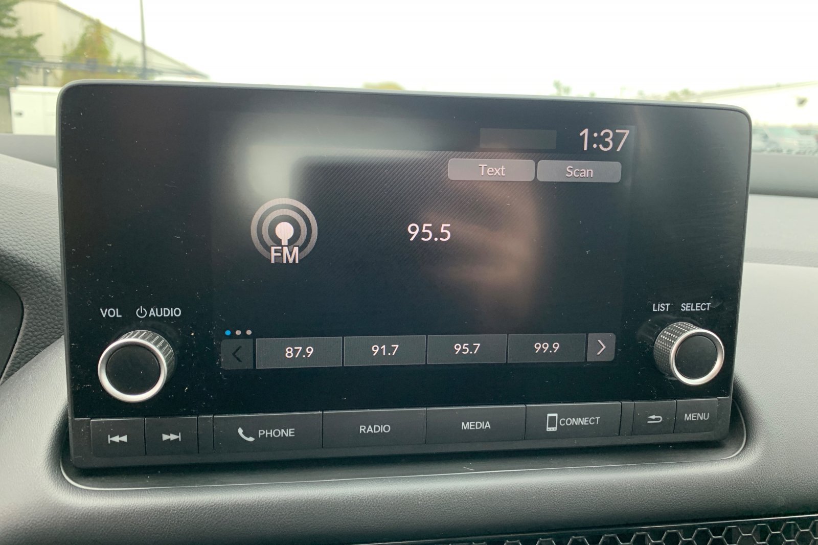 Certified 2024 Honda HR-V LX image 23