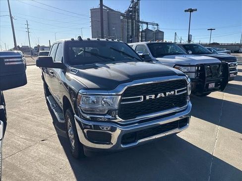 Used 2021 RAM 3500 Tradesman AWD/4WD image 2