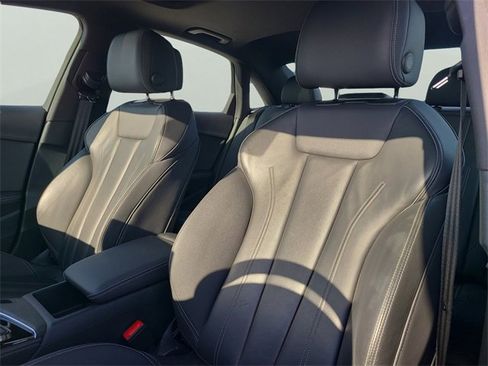 Used 2024 Audi A4 2.0T Premium Plus image 24