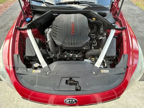 Used 2018 Kia Stinger GT2 AWD/4WD image 18