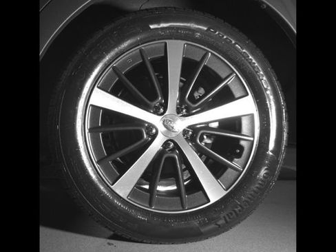 Used 2023 Subaru Impreza 2.0i Premium AWD/4WD image 9
