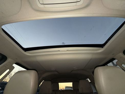 Used 2017 Lincoln Navigator L Reserve image 16