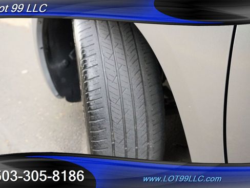 Used 2013 Chrysler 200 LX image 4